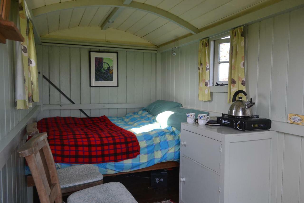 Hotel Shepherd'S Hut Blandford Forum Exterior foto